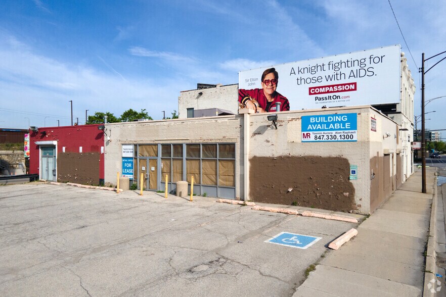 More Photos Of 1940-1952 N Elston Ave, Chicago Freestanding For Lease