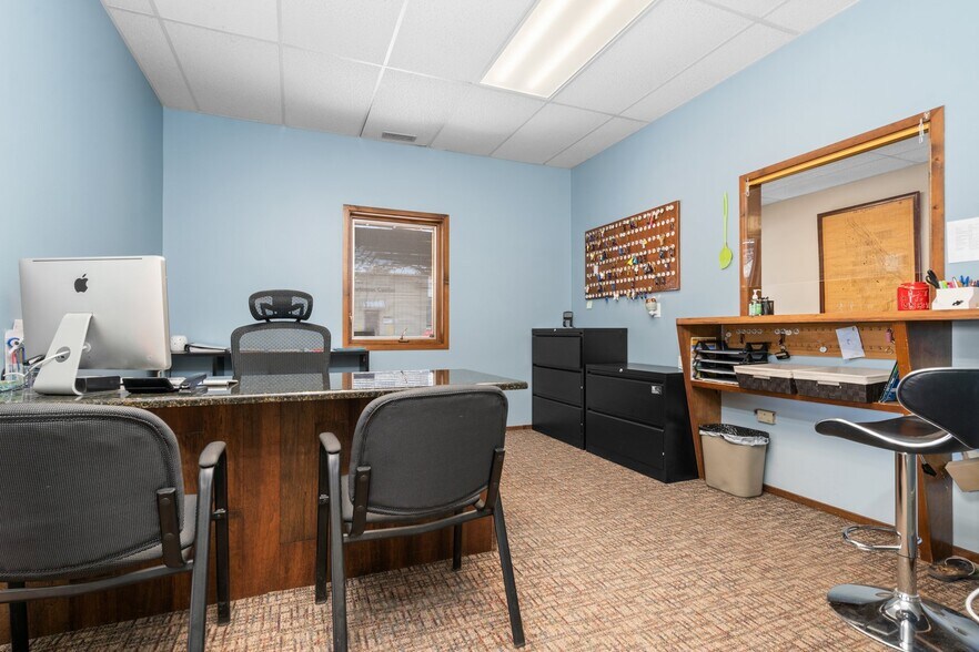 More Photos Of 110 N Bronson Ave, Big Rapids Office For Sale