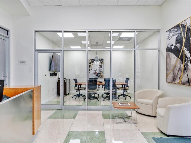 More Photos Of 2404 Hollywood Blvd, Hollywood Loft Creative Space For Lease