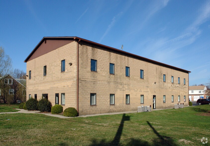 More Photos Of 2450-2460 W Main St, Norristown Unknown For Lease