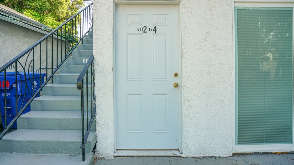 More Photos Of 6112-6114 Saturn St, Los Angeles Apartments For Sale