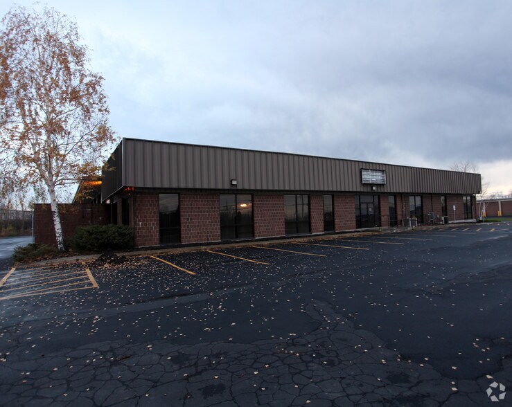 More Photos Of 6800 Northern Blvd, East Syracuse Truck Terminal For Sale