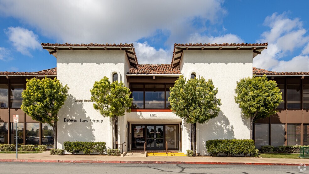 More Photos Of 23547-23641 Moulton Pky, Laguna Hills Unknown For Lease