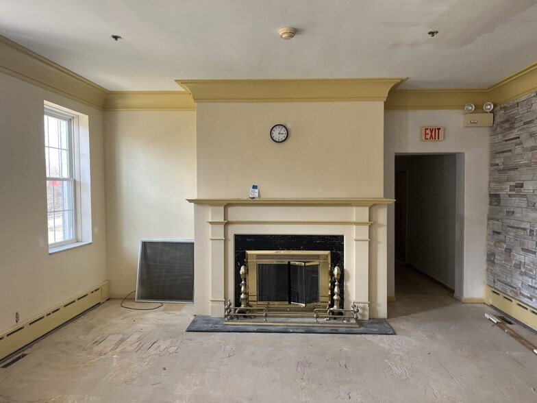 More Photos Of 5347 Brightwood Rd, Bethel Park Continuing Care Retirement Community For Sale