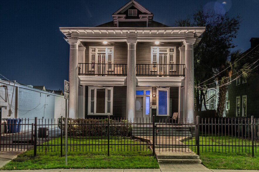 More Photos Of 214 E Ashby Pl, San Antonio Office For Lease