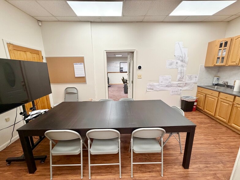 More Photos Of 1282 N Broad St, Hillside Loft Creative Space For Lease