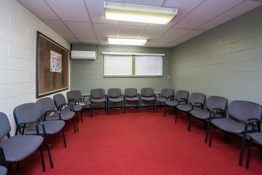 More Photos Of 733 Country Club Dr, Xenia Religious Facility For Sale