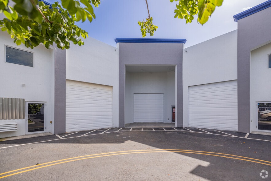 More Photos Of 23701 SW 132nd Ave, Homestead Warehouse For Lease