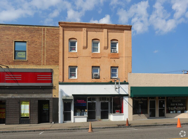 More Photos Of 122 Washington Ave, Endicott Storefront Retail Residential For Sale