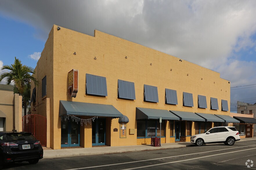 More Photos Of 17-25 S J St, Lake Worth Restaurant For Sale