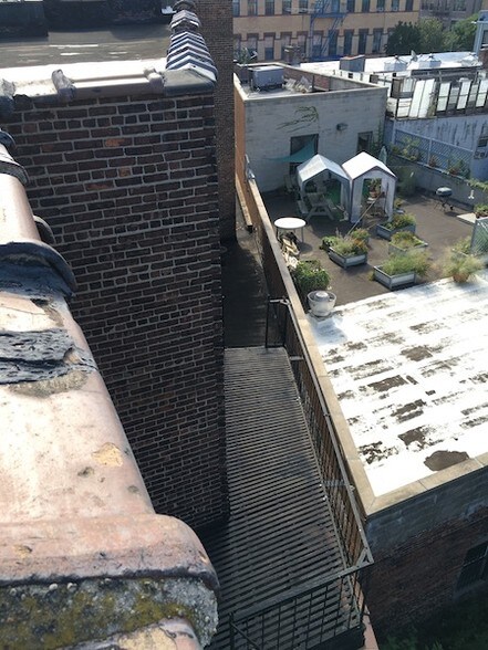 More Photos Of 768 Bergen St, Brooklyn General Retail For Sale