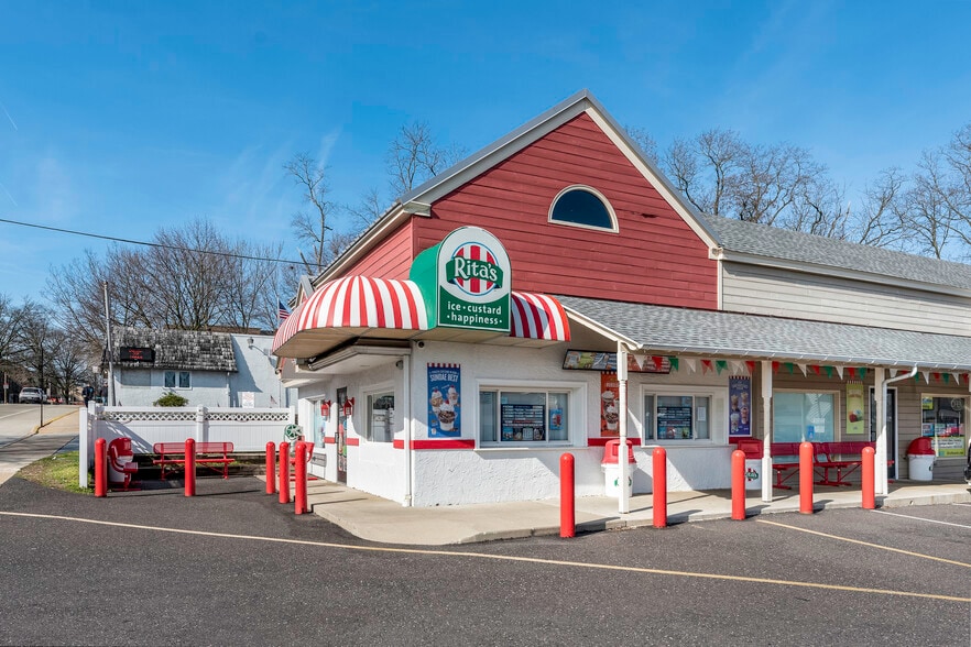 More Photos Of 323 E Gay St, West Chester Unknown For Lease