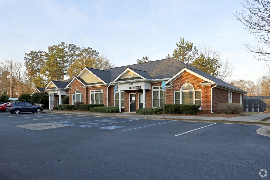 Primary Photo Of 11675 Century Dr, Alpharetta Office Residential For Lease