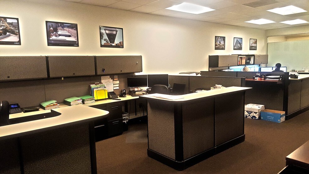 More Photos Of 17200-17288 Red Hill Ave, Irvine Flex For Lease