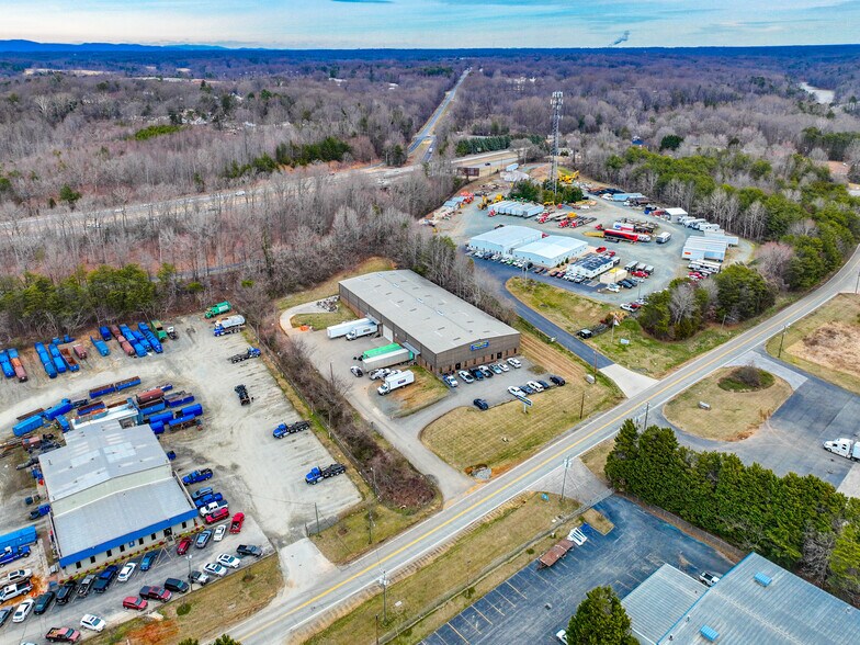 More Photos Of 2885 Lowery St, Winston-Salem Warehouse For Sale