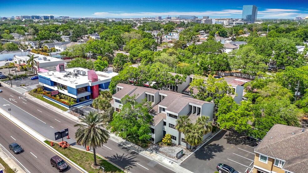 More Photos Of 3333 W Kennedy Blvd, Tampa Loft Creative Space For Sale