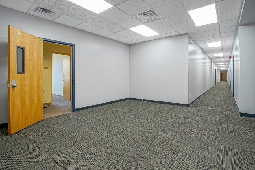 More Photos Of 25 Philips Pky, Montvale Office For Lease