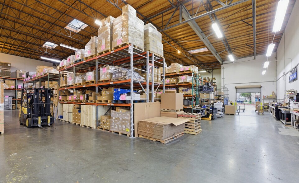 More Photos Of 1722 Illinois Ave, Perris Warehouse For Sale