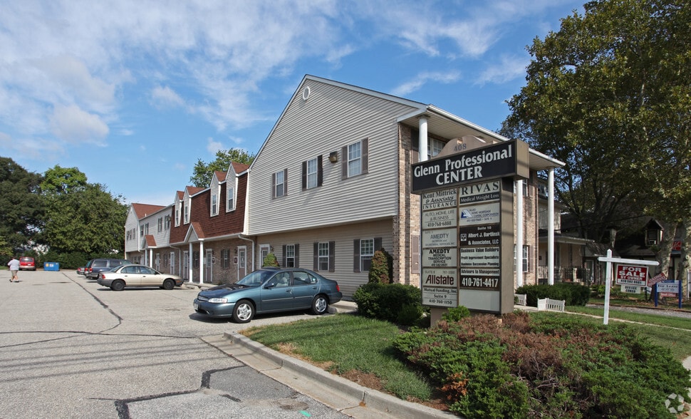 Primary Photo Of 408 S Crain Hwy, Glen Burnie Medical For Lease