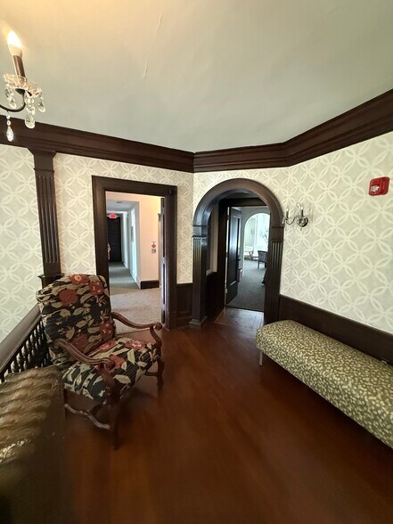 More Photos Of 715 Buchtel Ave, Akron Office For Sale
