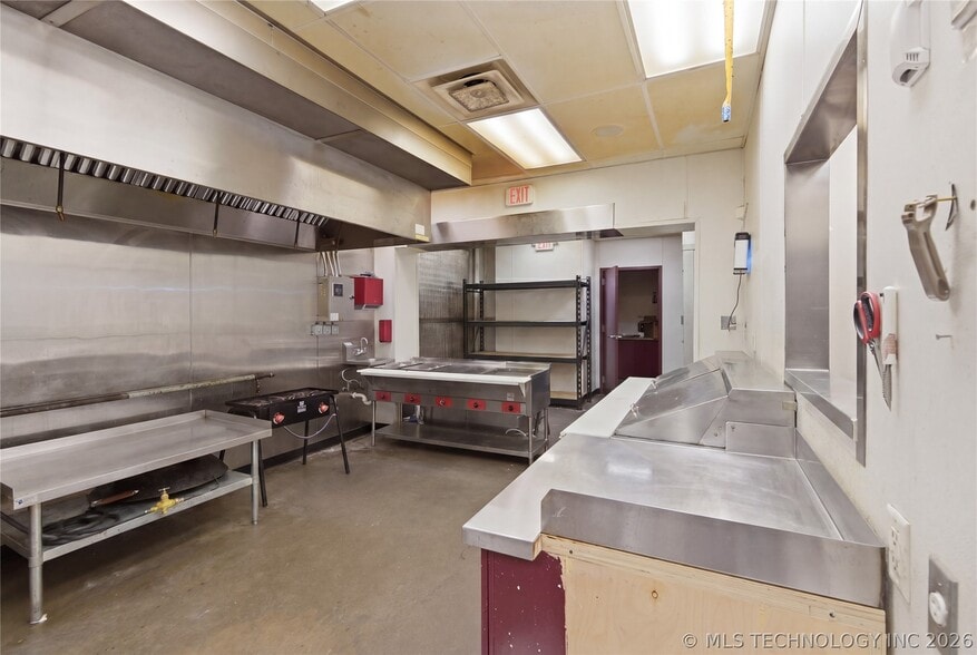 More Photos Of 6151 Tecumseh st, Tulsa Restaurant For Sale