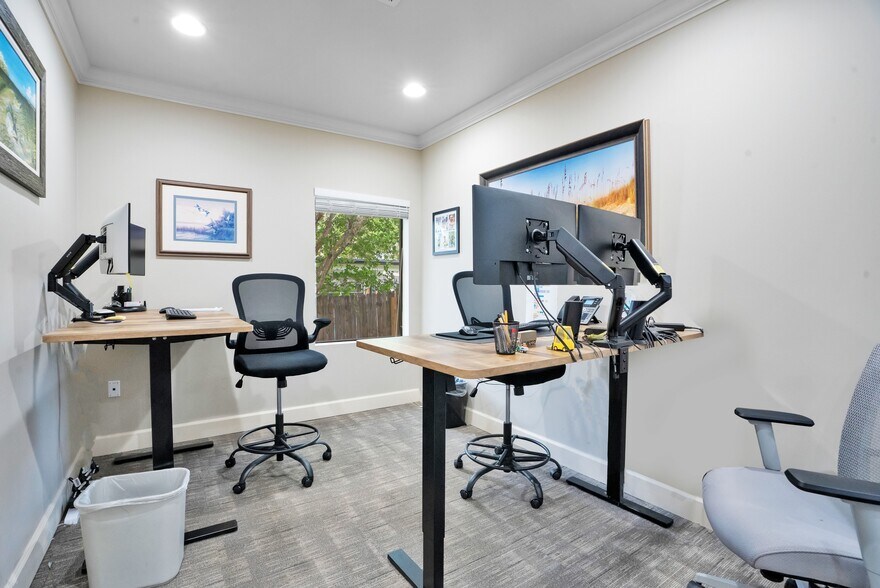 More Photos Of 1017 E South St, Orlando Office Residential For Sale