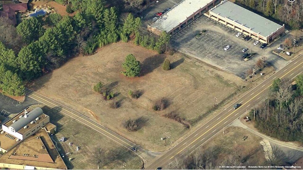 More Photos Of 0 Summer (HWY 70) Ave, Memphis Showroom For Sale
