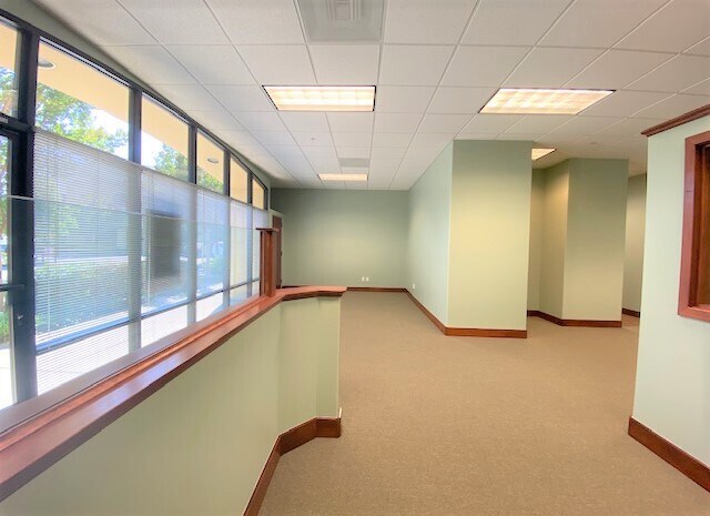 More Photos Of 205-245 Foss Creek Cir, Healdsburg Office For Sale