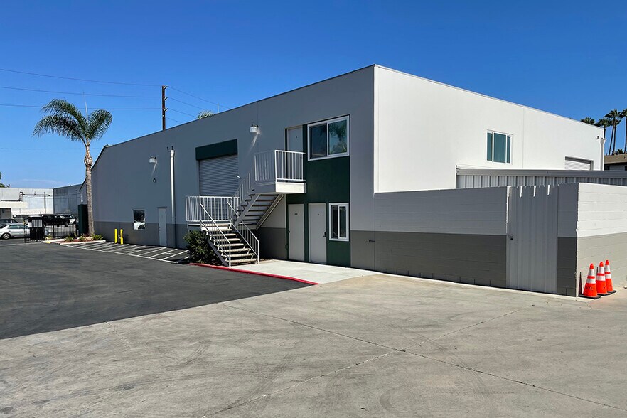 More Photos Of 2131 Placentia Ave, Costa Mesa Manufacturing For Lease