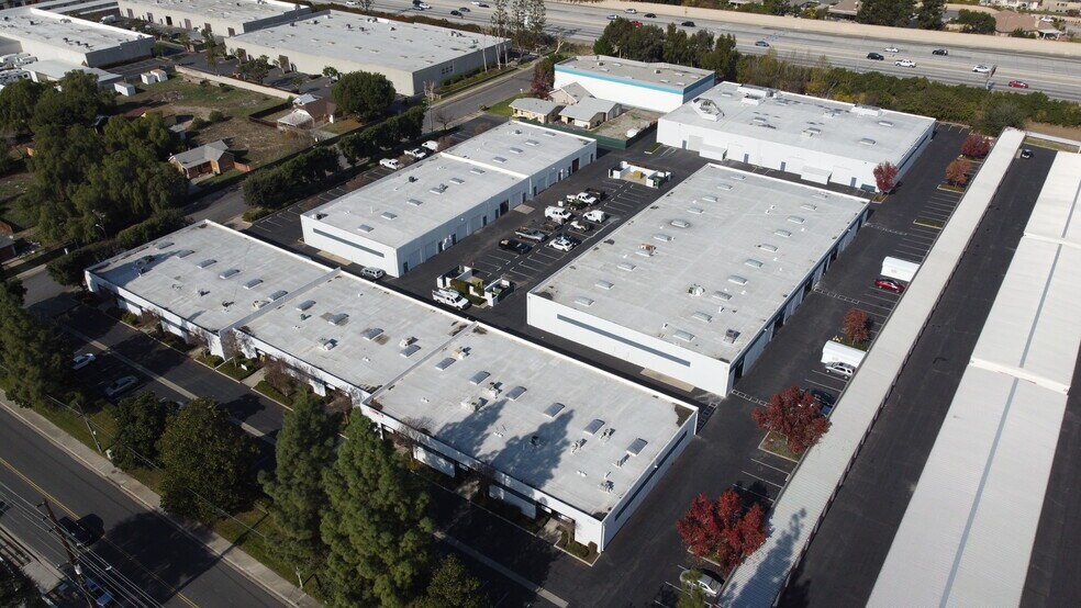 More Photos Of 269-299 W Allen Ave, San Dimas Unknown For Lease