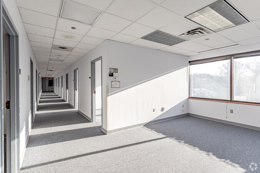 More Photos Of 500 Scarborough Dr, Egg Harbor Township Unknown For Lease
