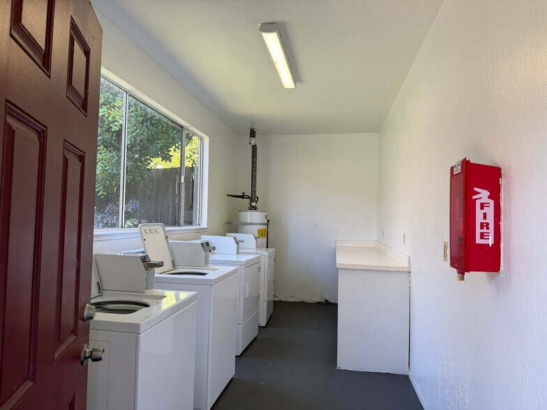More Photos Of 1821 Hill Ave, Hayward Apartments For Sale