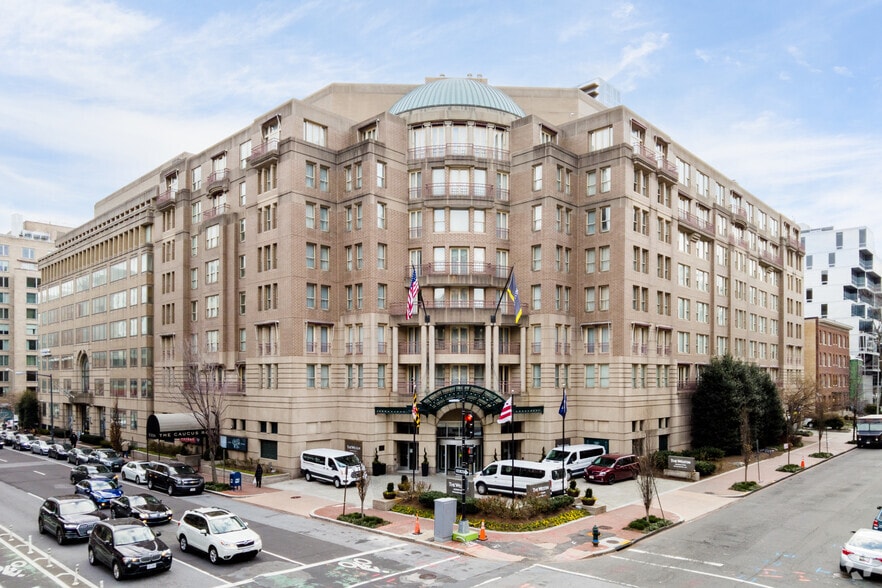More Photos Of 2350 M St NW, Washington Hotel For Lease