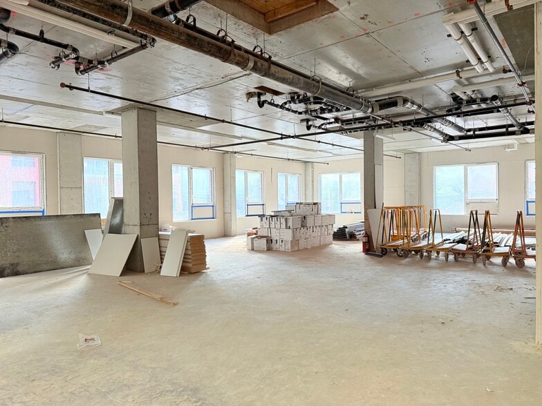 More Photos Of 325 Bond Street, Brooklyn Apartments For Lease