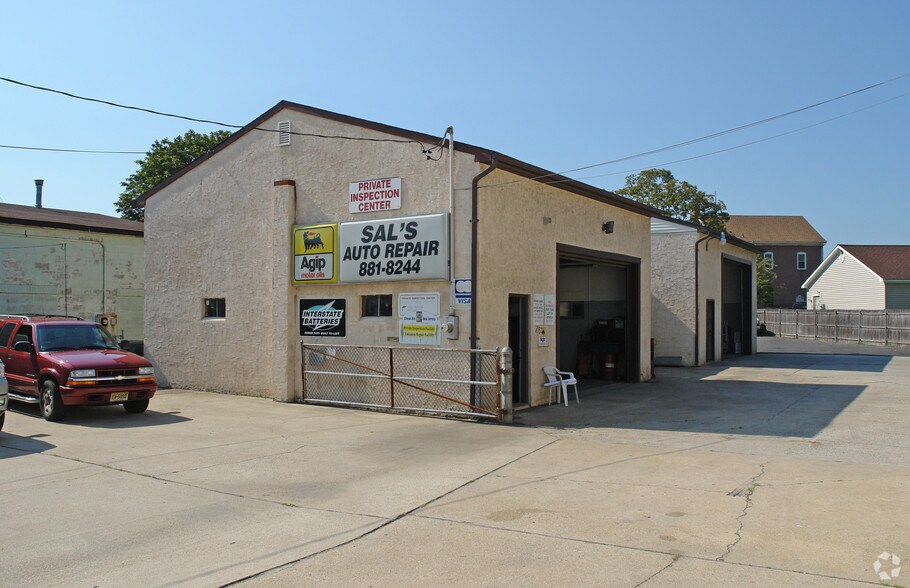 Primary Photo Of 25 State St, Glassboro Auto Repair For Sale