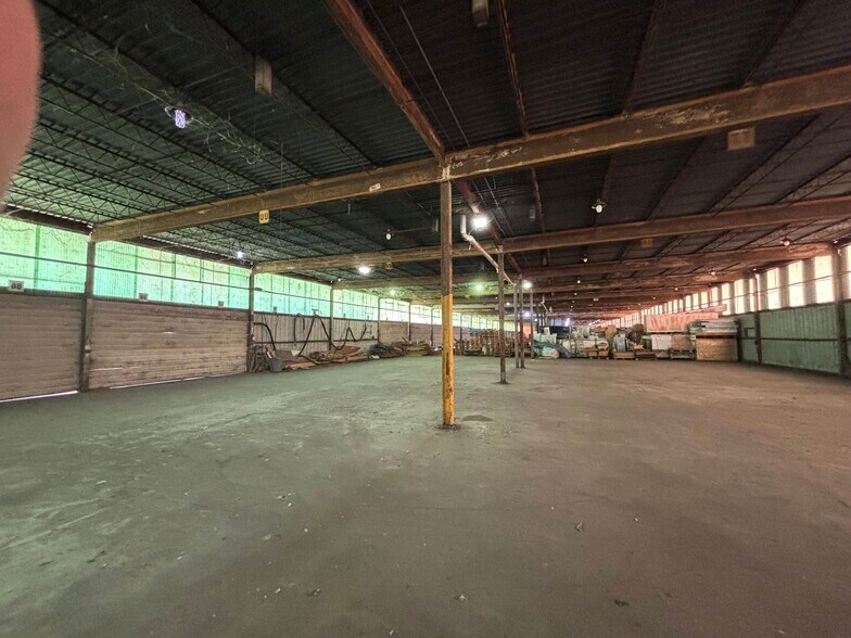 More Photos Of 12170 Old Gentilly Rd, New Orleans Truck Stop For Lease