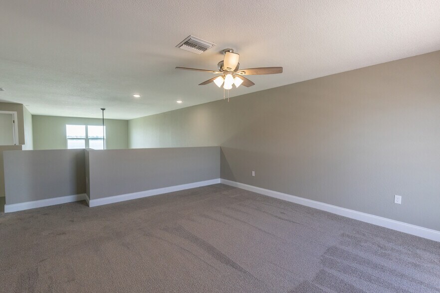 More Photos Of 1900 Oasis Blvd, Sebring Land For Sale