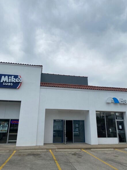 More Photos Of 5610 Lemmon Ave, Dallas Unknown For Lease