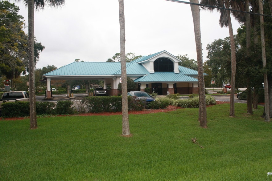 More Photos Of 900 Village Trl, Port Orange Bank For Sale