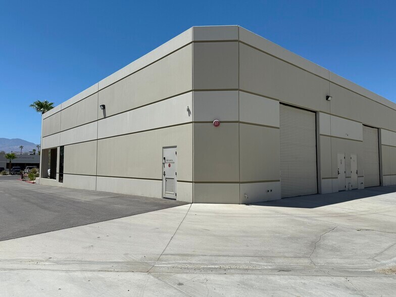 More Photos Of 39301 Badger St, Palm Desert Warehouse For Sale