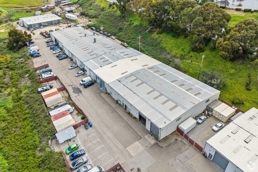 More Photos Of 60-130 Industrial Way, Brisbane Unknown For Lease