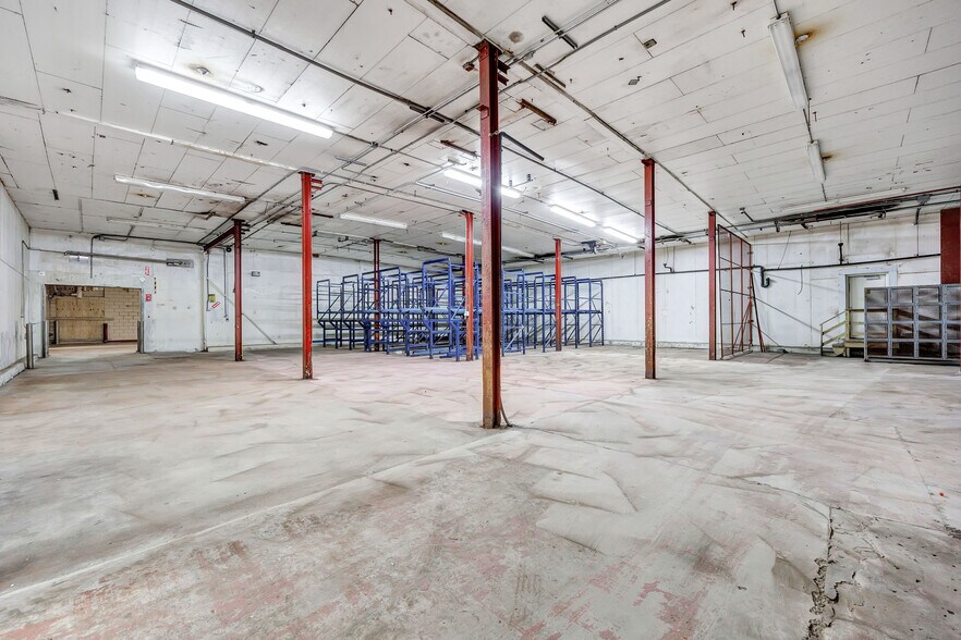 More Photos Of 305 S Wall St, Denmark Industrial For Sale