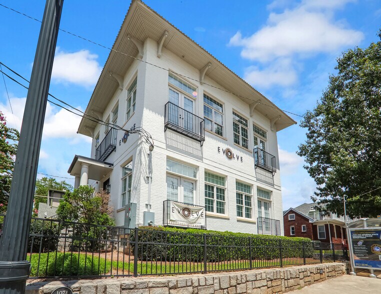 More Photos Of 1074 Ponce De Leon Ave, Atlanta Office For Sale