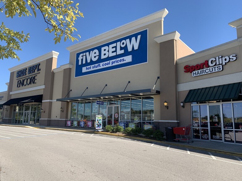 More Photos Of Walter Chapel Rd & I-65, Fultondale Unknown For Lease