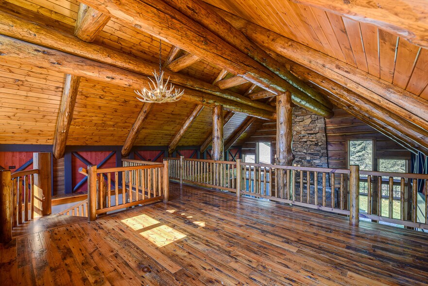 More Photos Of 5771 US Highway 45, Land O Lakes Office For Sale
