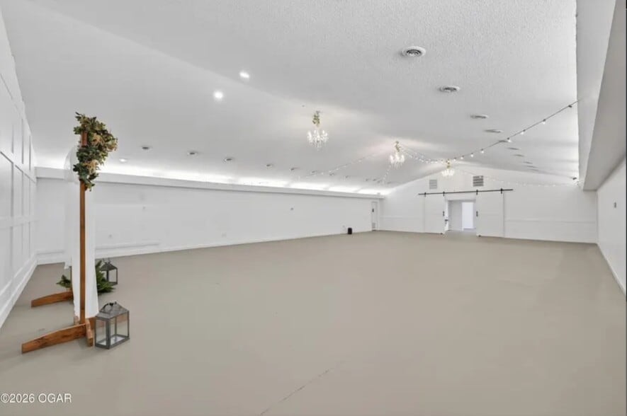 More Photos Of 5734 S Main St, Joplin Lodge Meeting Hall For Sale