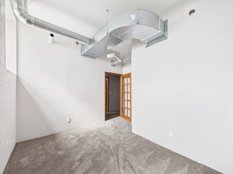 More Photos Of 220 E 6th St, Minden Office Residential For Sale