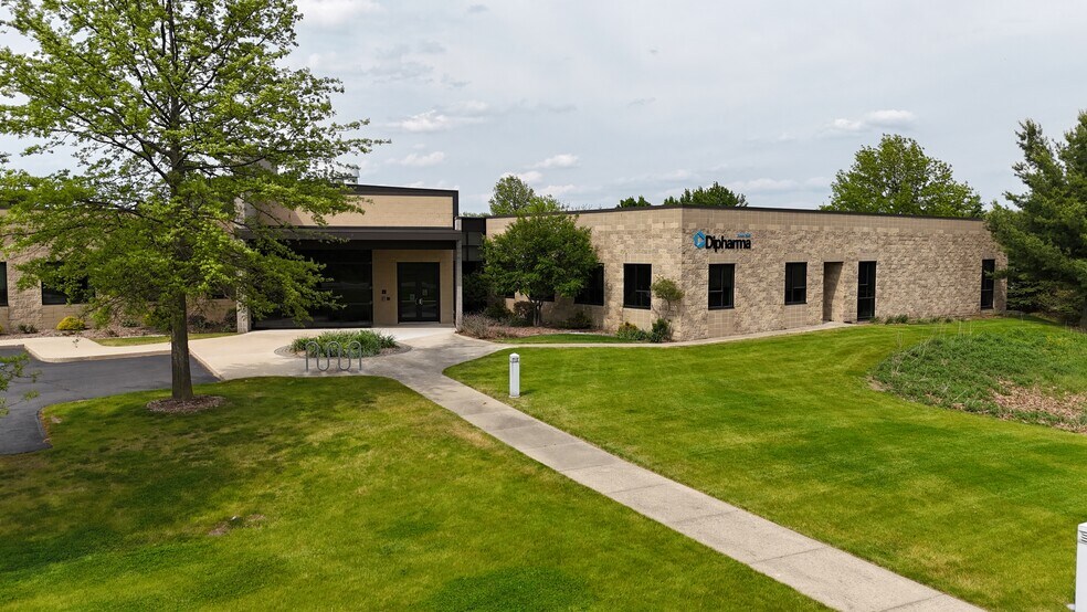 More Photos Of 4502 Campus Dr, Kalamazoo Medical For Sale