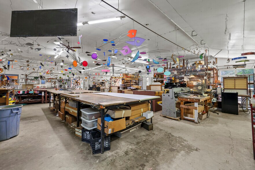 More Photos Of 8 Center St, West Stockbridge Restaurant For Sale