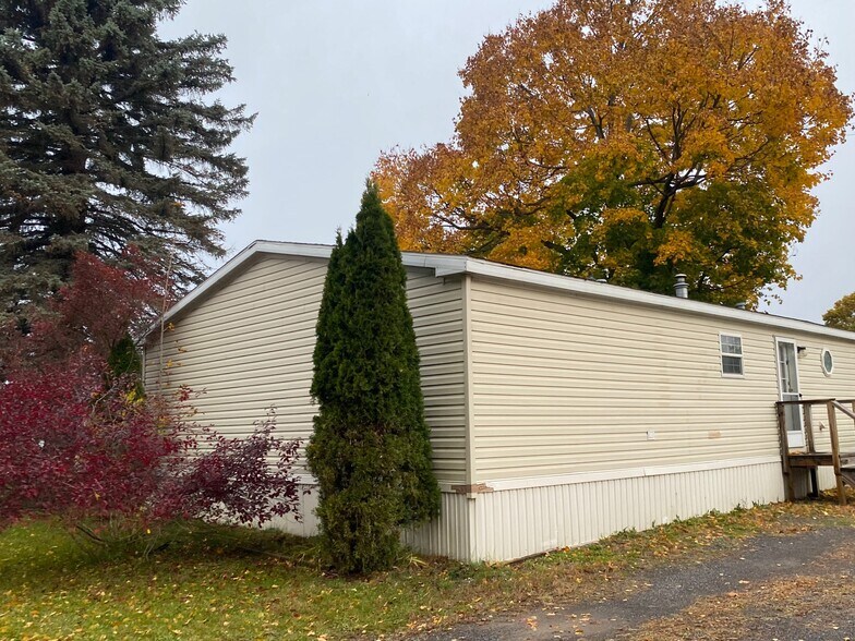 More Photos Of 12425 Timber Trl, Adams Center Manufactured Housing Mobile Home Park For Sale